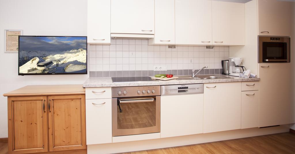 Davo Lais Apartment อิสชเกิล ภายนอก รูปภาพ
