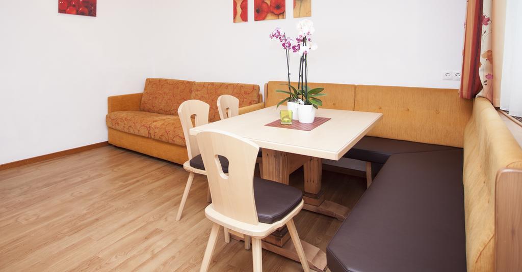 Davo Lais Apartment อิสชเกิล ภายนอก รูปภาพ