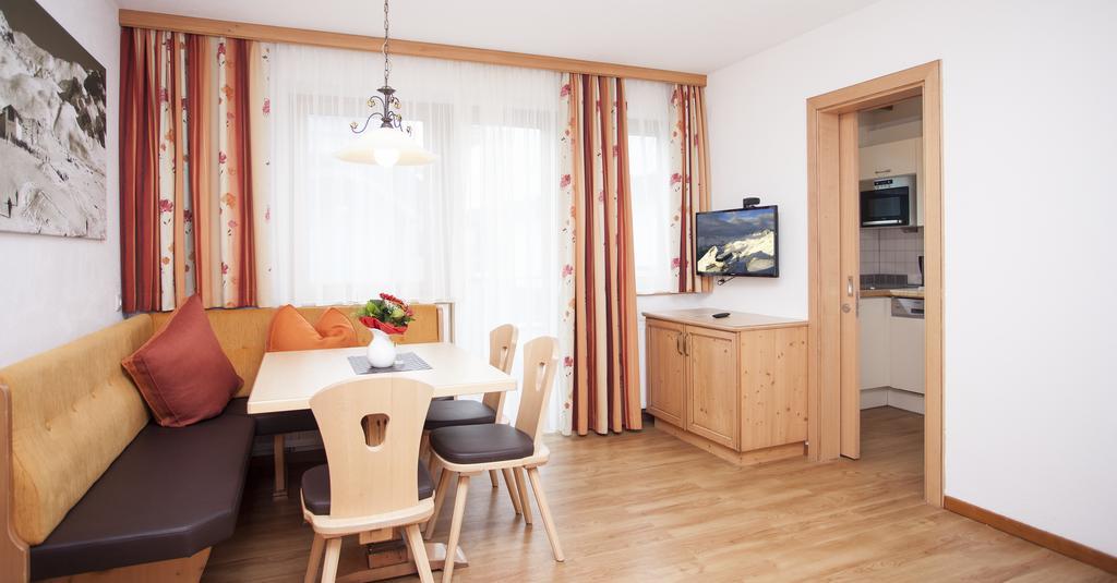 Davo Lais Apartment อิสชเกิล ภายนอก รูปภาพ