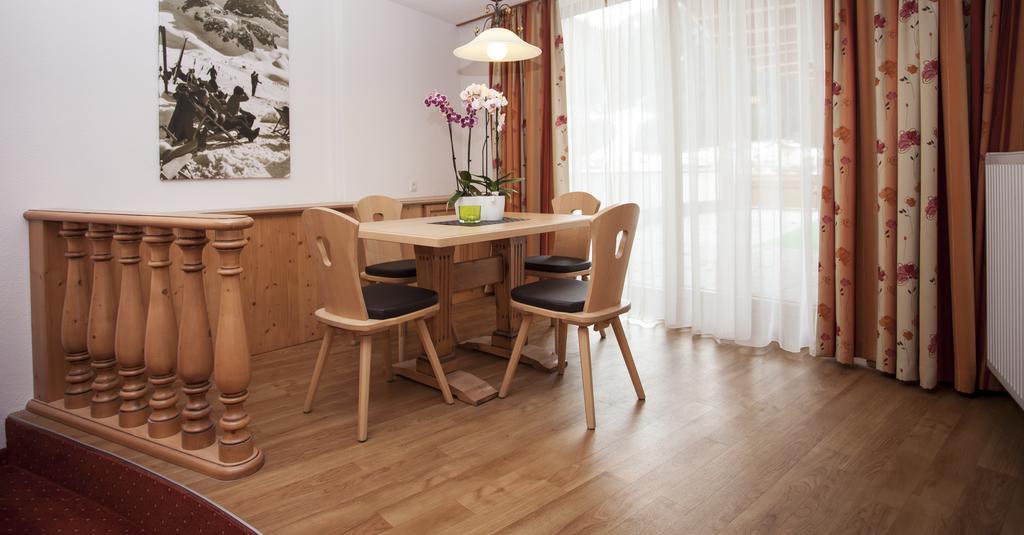 Davo Lais Apartment อิสชเกิล ภายนอก รูปภาพ